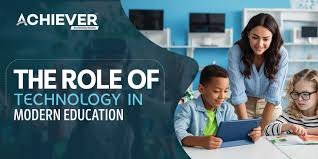 The Role of Technology in Modern University Education in the USA and UK